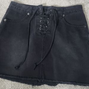Black skirt